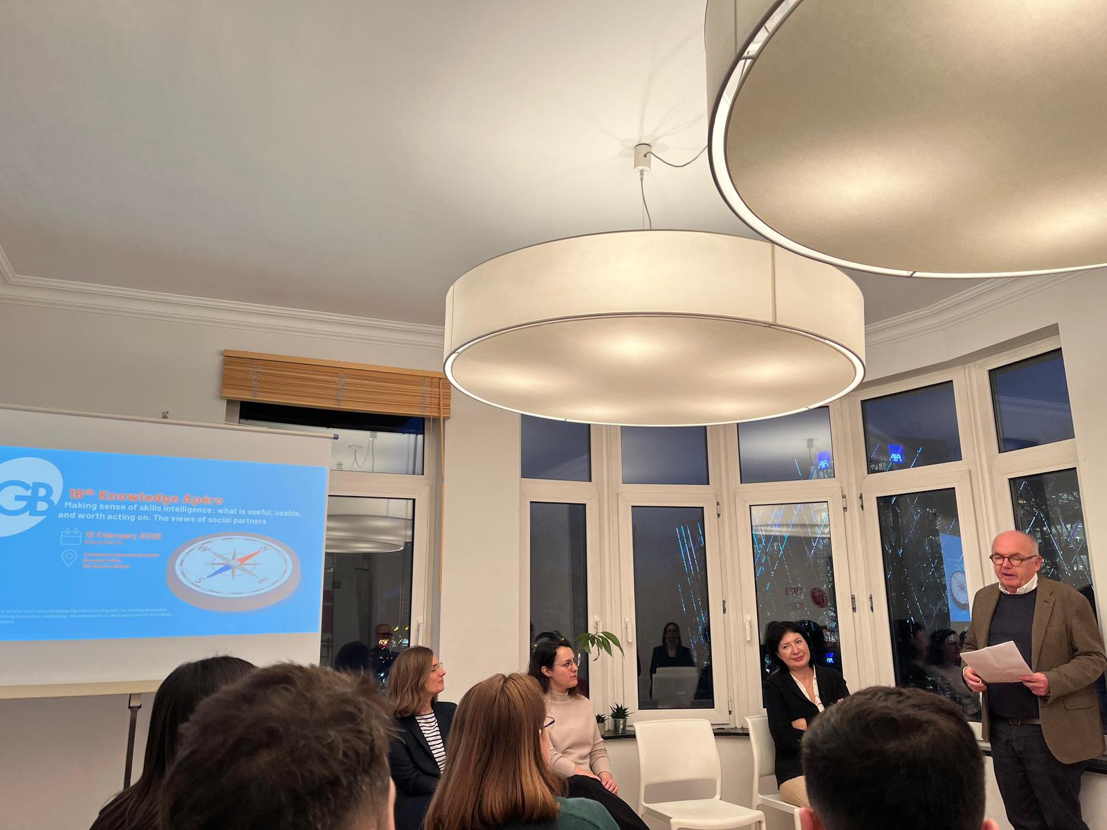 16th Knowledge Apero - Terence Hogarth